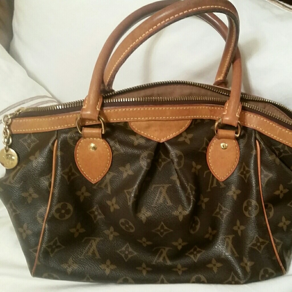 Authentic louis-vuitton trivoli
